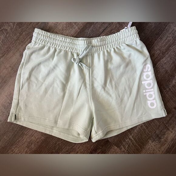 Adidas Multisport Shorts- 1X - Picture 1 of 6